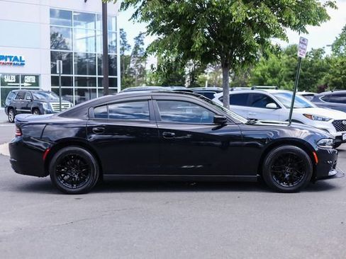 Used 2015 Dodge Charger SE w/ Sport Appearance Group RWD image 12