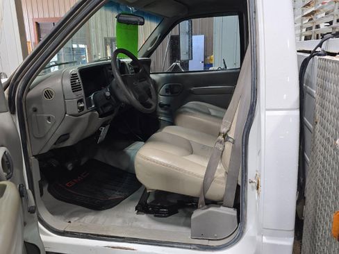 Used 2000 Chevrolet Silverado 3500 2WD Regular Cab HD image 7