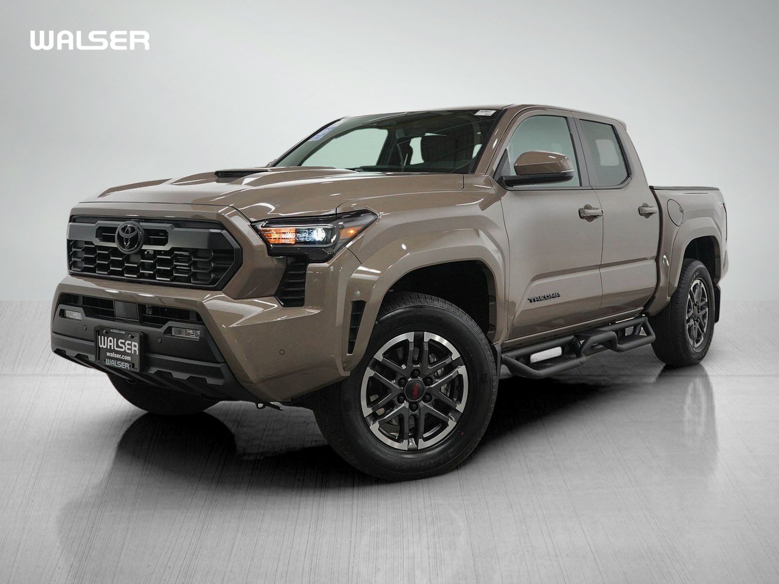 Used 2026 Toyota Tacoma TRD Sport w/ TRD Sport Upgrade Package AWD/4WD image 1