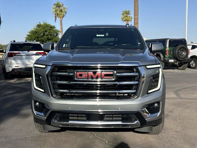 Used 2025 GMC Yukon XL Elevation AWD/4WD image 3