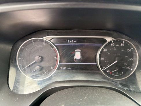 Used 2024 Nissan Rogue SV image 14