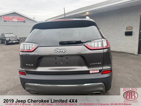 Used 2019 Jeep Cherokee Limited w/ Luxury Group AWD/4WD image 4