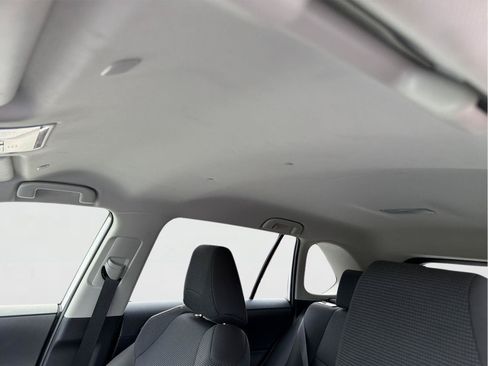 Used 2025 Toyota RAV4 LE AWD/4WD image 16
