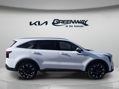New 2026 Kia Sorento SX image 5