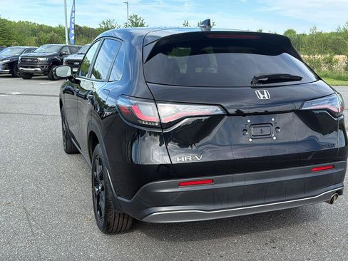 Used 2024 Honda HR-V Sport image 9