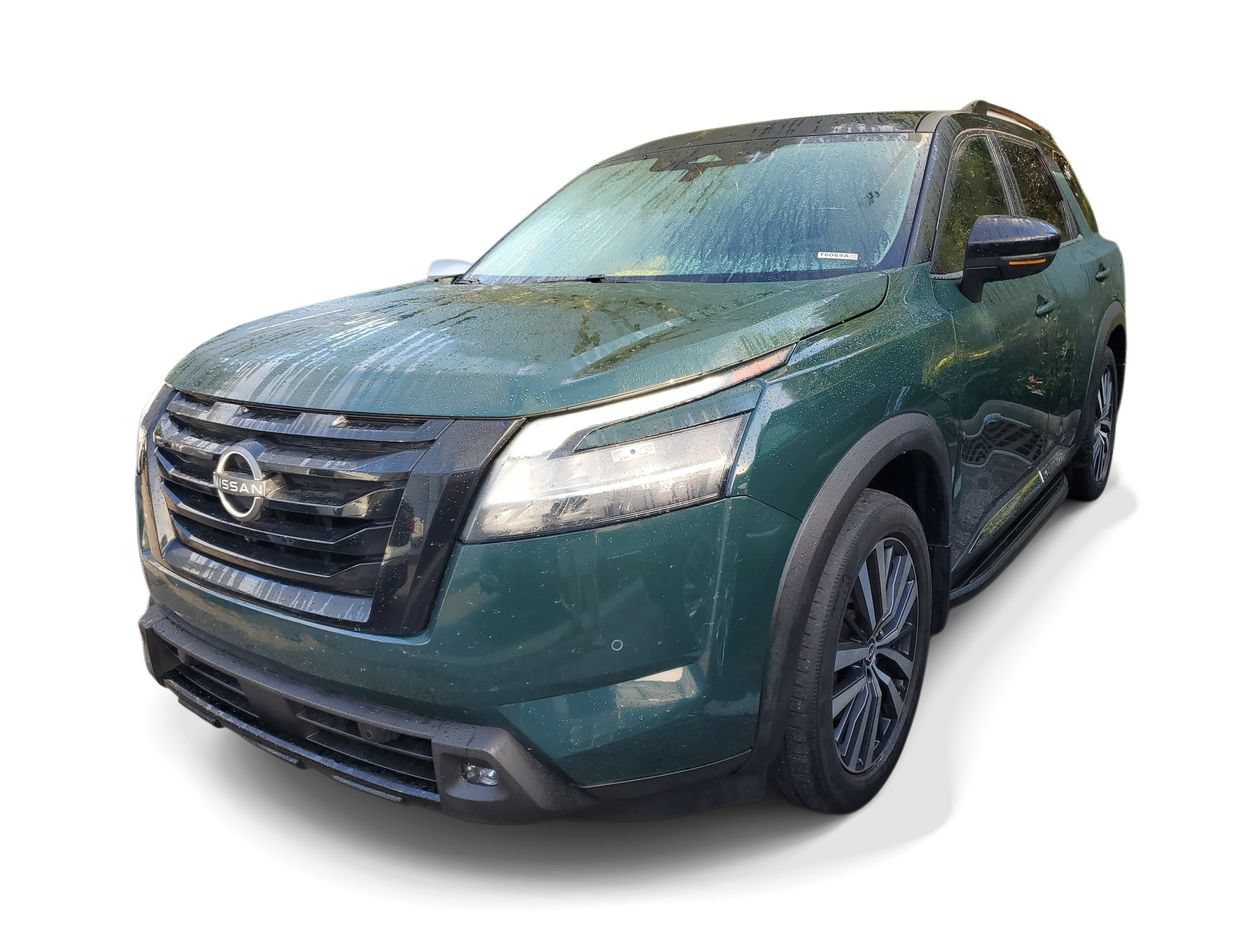 Used 2022 Nissan Pathfinder Platinum w/ Cargo Package AWD/4WD image 2