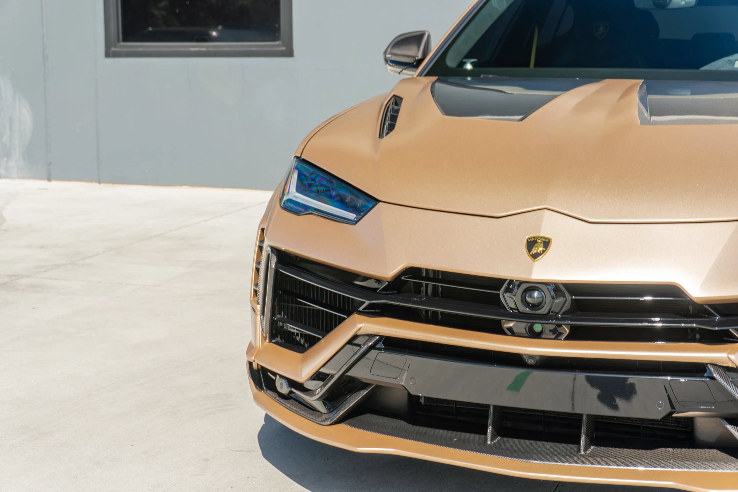 Used 2023 Lamborghini Urus Performante AWD/4WD image 27