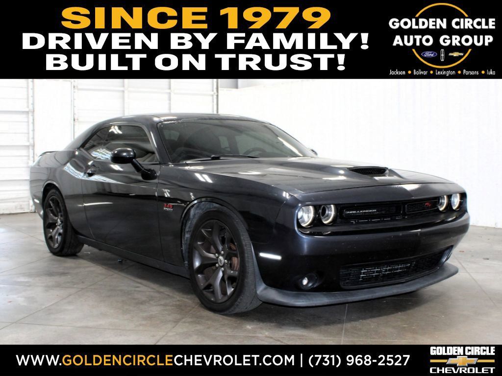 Used 2019 Dodge Challenger R/T RWD image 1