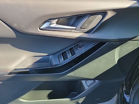 New 2026 Chevrolet Equinox RS image 11