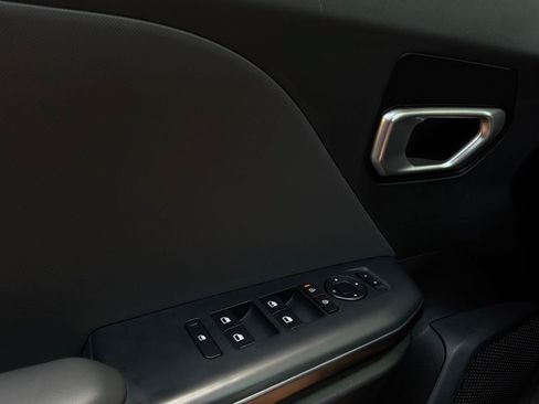 Used 2025 Kia K4 FWD image 20