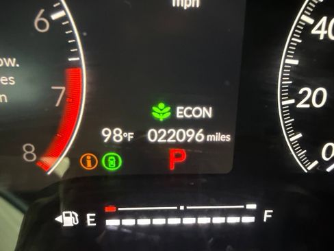 Used 2025 Honda Civic Sport image 26