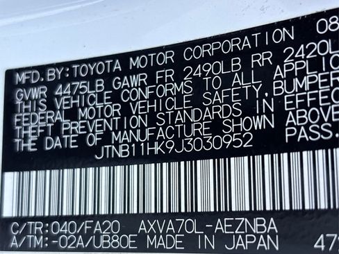 Used 2018 Toyota Camry LE image 16