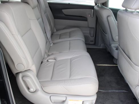 Used 2011 Honda Odyssey EX-L image 17
