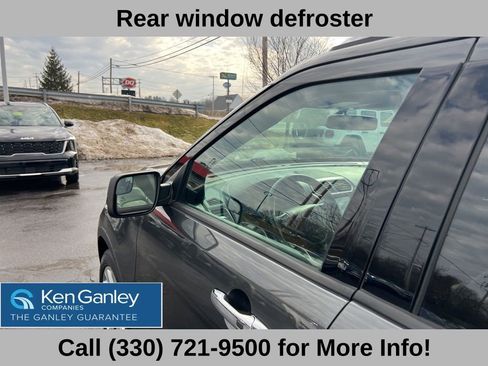 Used 2018 Ford Explorer Limited image 24