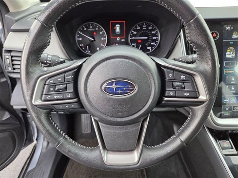 Used 2023 Subaru Outback Premium image 9