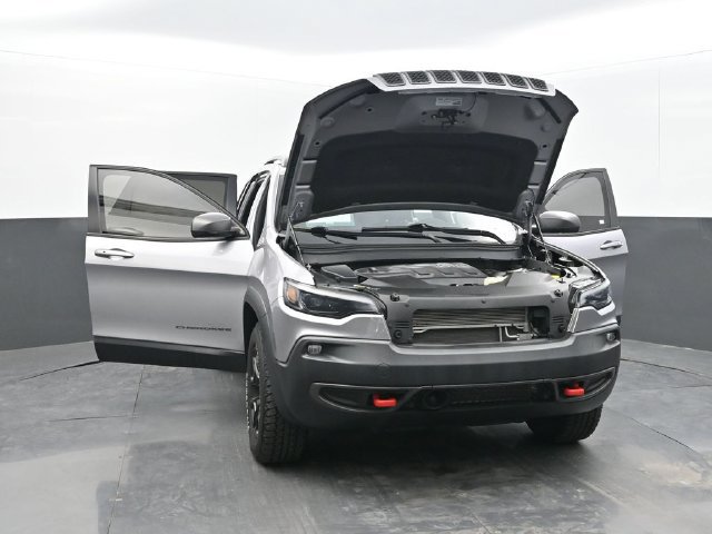 Used 2021 Jeep Cherokee Trailhawk w/ Trailer Tow Group AWD/4WD image 62