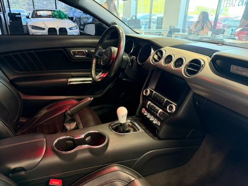 Used 2015 Ford Mustang GT Premium w/ GT Performance Package RWD image 31