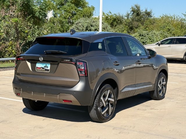 Used 2025 Nissan Kicks SV FWD image 6