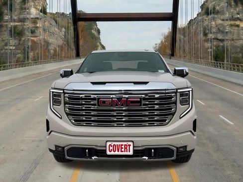 New 2026 GMC Sierra 1500 Denali w/ Technology Package AWD/4WD image 2