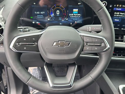 New 2026 Chevrolet Equinox LT w/ Convenience Package II image 17