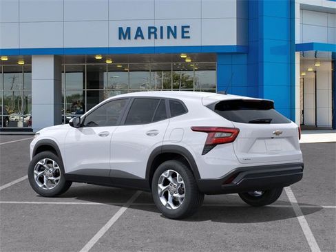 New 2026 Chevrolet Trax LS w/ LS Convenience Package image 3