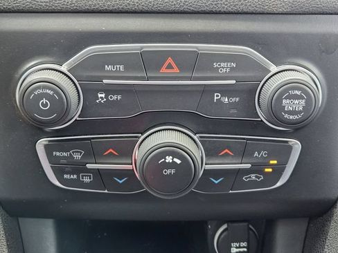 Certified 2023 Dodge Charger SXT RWD image 22