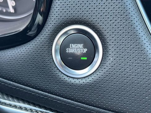 Used 2023 Cadillac XT5 Sportv w/ Technology Package image 17