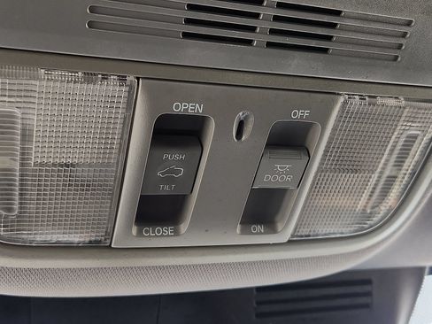 Used 2017 Honda CR-V EX image 22