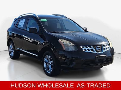 Used 2015 Nissan Rogue S w/ Convenience Package