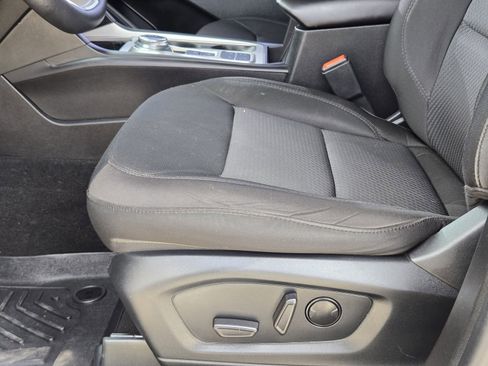 Used 2023 Ford Explorer XLT image 26