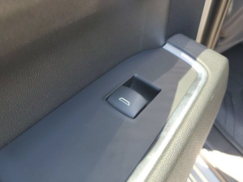 Used 2023 Chevrolet Silverado 1500 LT RWD image 17