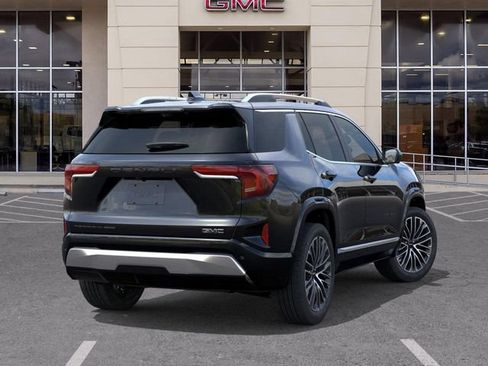 New 2026 GMC Terrain Denali w/ LPO, Black Badging Package AWD/4WD image 4