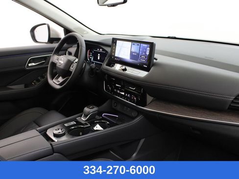 New 2026 Nissan Rogue Platinum image 25