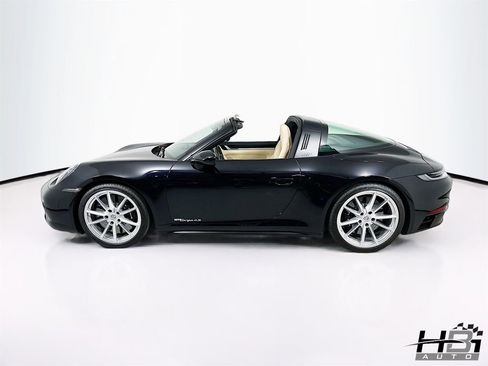 Used 2021 Porsche 911 Targa 4S AWD/4WD image 24