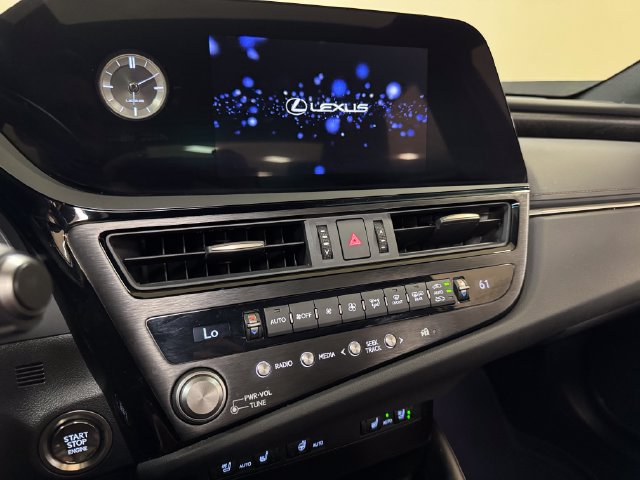 Used 2024 Lexus ES 250 w/ Premium Package AWD/4WD image 13