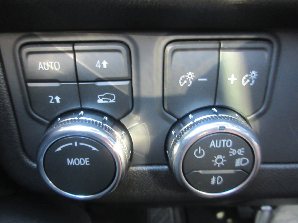 New 2027 GMC Yukon Denali w/ Sun & Power Step Package AWD/4WD image 17