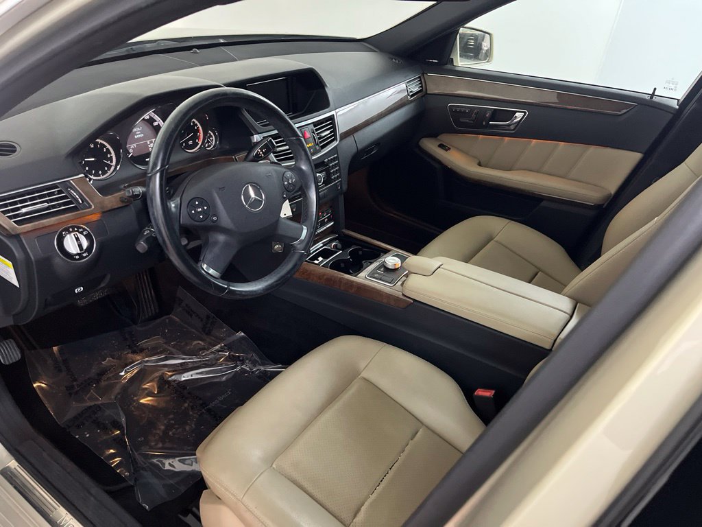 Used 2010 Mercedes-Benz E 350 Sedan image 25