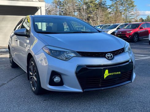 Used 2015 Toyota Corolla S image 2