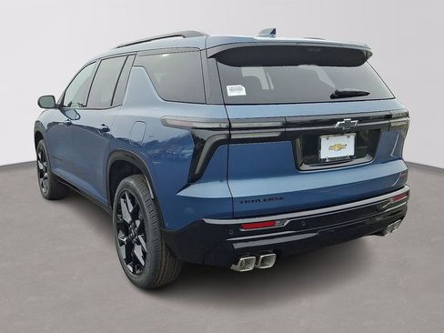 New 2026 Chevrolet Traverse RS image 3