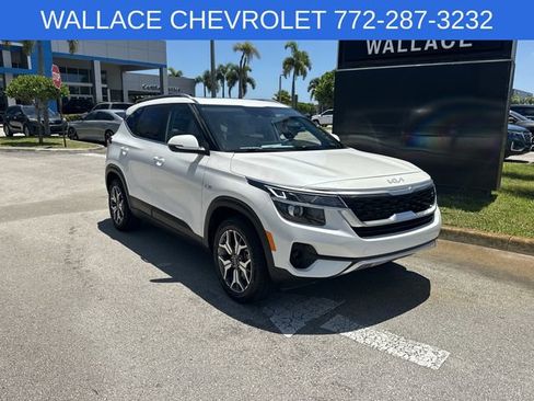 Used 2022 Kia Seltos EX AWD/4WD image 6
