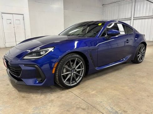 Used 2023 Subaru BRZ Limited RWD image 3