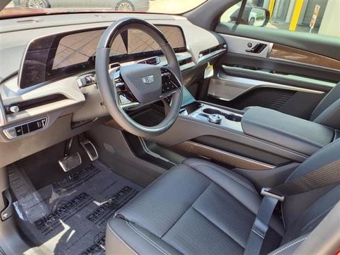 New 2026 Cadillac Vistiq Luxury image 12