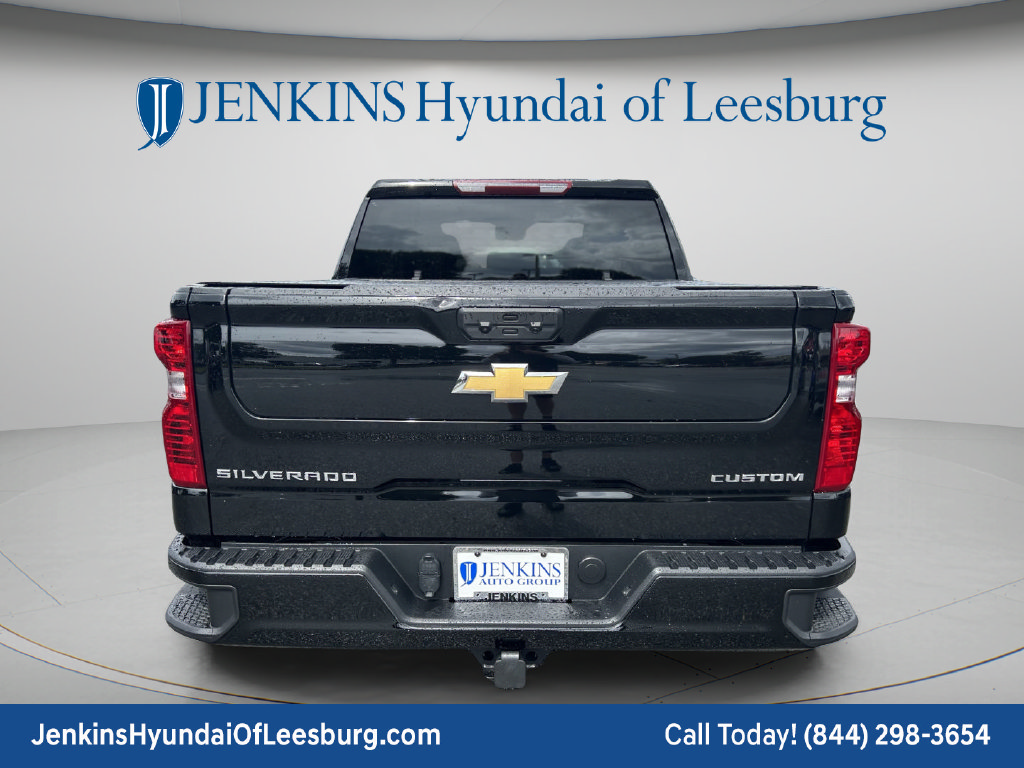 Used 2026 Chevrolet Silverado 1500 Custom RWD image 6