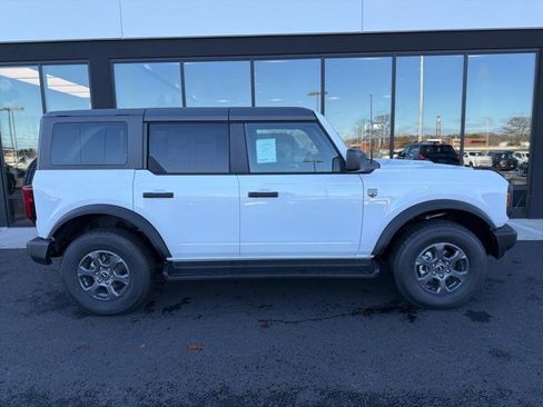 New 2025 Ford Bronco Big Bend image 2