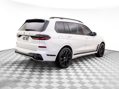 Used 2023 BMW X7 M60i w/ Executive Package image 5
