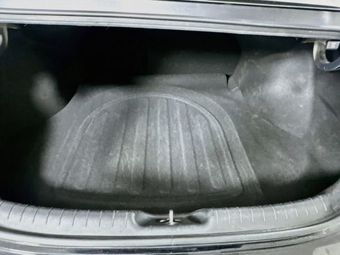Used 2025 Hyundai Elantra SEL FWD image 29