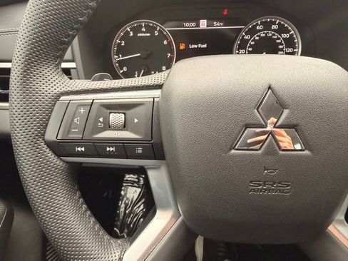 Used 2022 Mitsubishi Outlander SEL AWD/4WD image 16