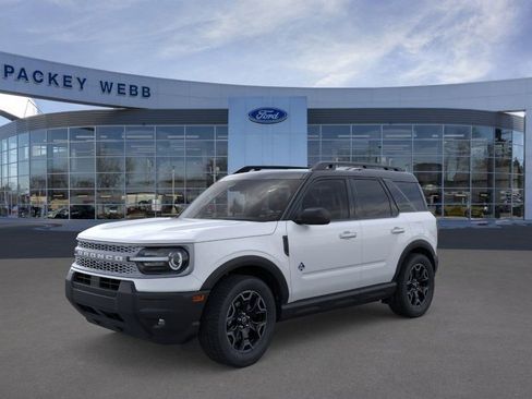 New 2025 Ford Bronco Sport Outer Banks image 2