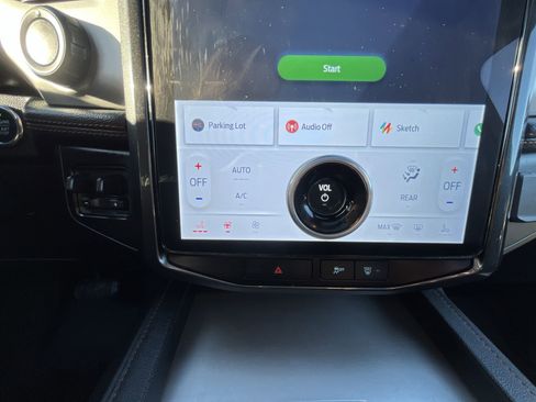 Used 2023 Ford Expedition Timberline image 11