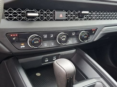 Used 2025 Honda Accord SE image 17